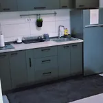 Aerodrom Srna Sunrise Apartment Self Check In & Free Parking Skopje