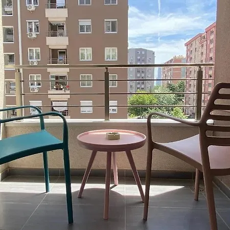 Srna Lux Aerodrom Apartment