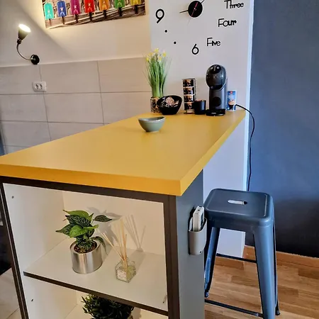Srna Lux Aerodrom Apartment Skopje