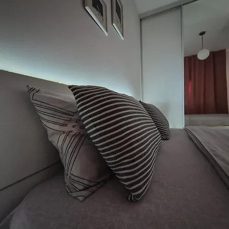 Srna Sunrise Two Bedrooms *