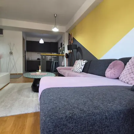 Srna Sunrise Two Bedrooms Apartamento Skopie