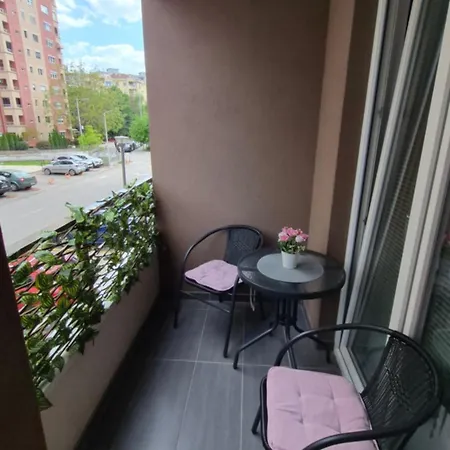 Srna Sunrise Two Bedrooms Apartamento *