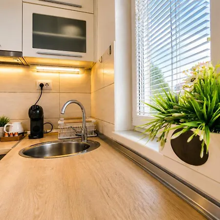 Srna Sunrise Two Bedrooms Apartamento *