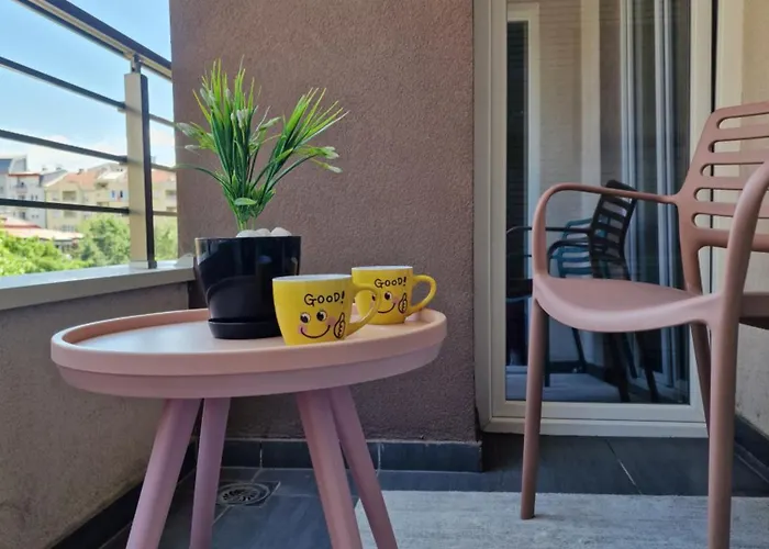 Apartment Aerodrom Golden Apartment Self Check In & Free Parking Skopje