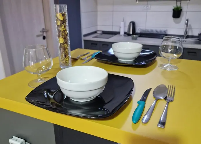 Aerodrom Golden Apartment Self Check In & Free Parking * 스코페