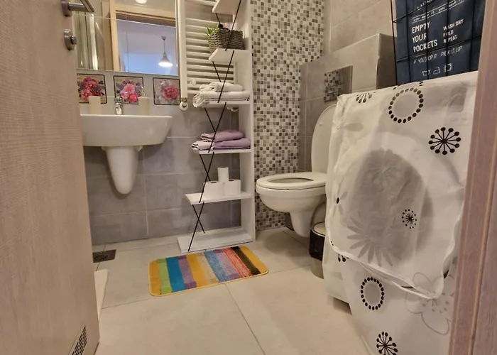 아파트 Aerodrom Golden Apartment Self Check In & Free Parking 스코페