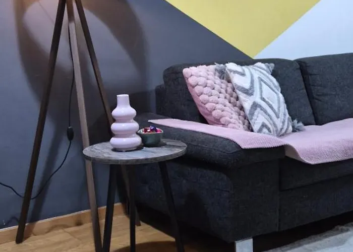 Apartment Srna Lux Aerodrom With Rent A Car Skopje