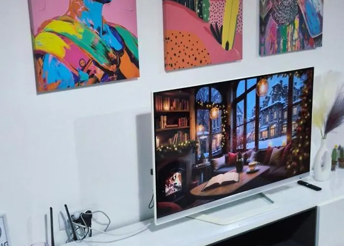 Aerodrom Golden Apartment Self Check In & Free Parking Appartement Skopje