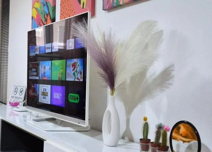 Lägenhet Srna Lux Aerodrom With Rent A Car