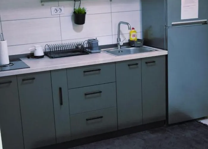 Aerodrom Golden Apartment Self Check In & Free Parking Skopje